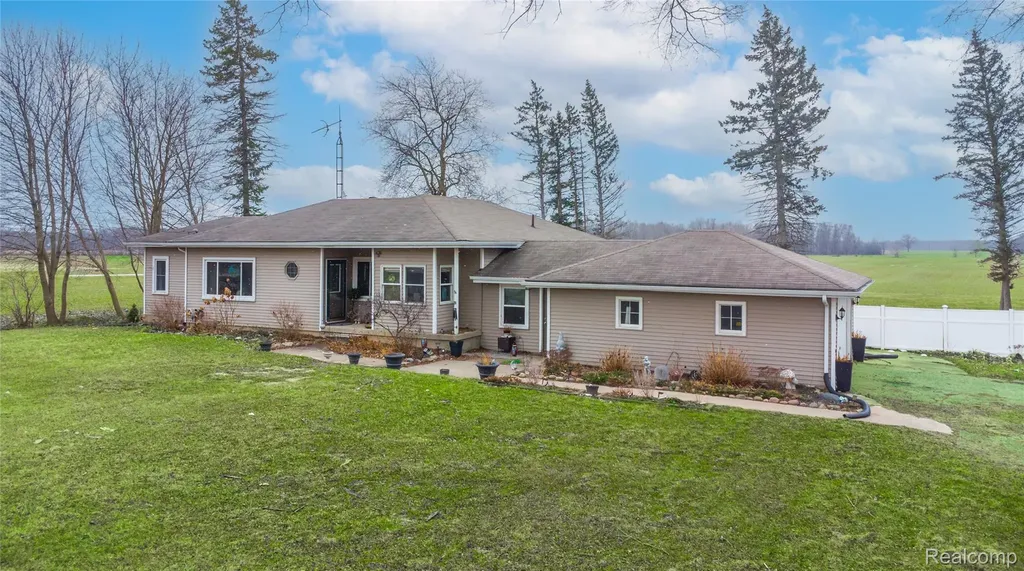 2375 W Mount Morris Road Mt. Morris Township MI 48458
