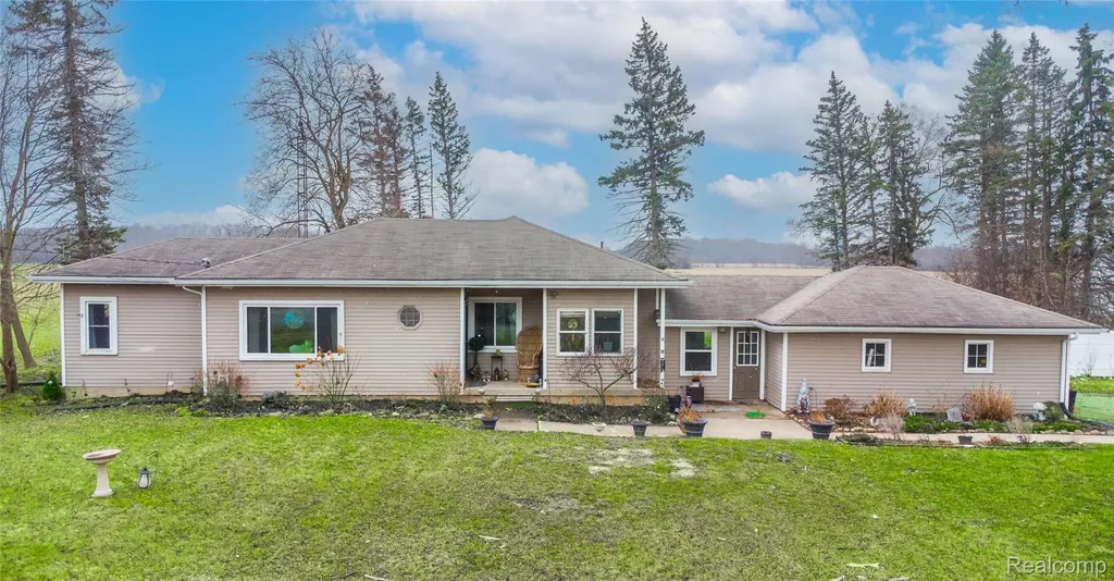 2375 W Mount Morris Road Mt. Morris Township MI 48458