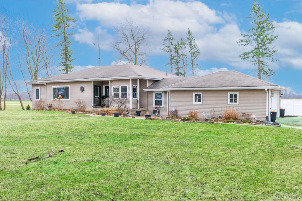 2375 W Mount Morris Road Mt. Morris Township MI 48458