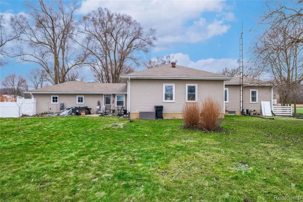 2375 W Mount Morris Road Mt. Morris Township MI 48458