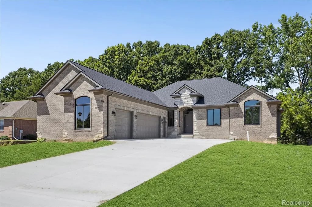 6429 Jamie Lane Grand Blanc Charter Township MI 48439