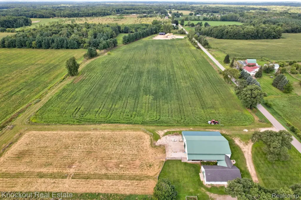 8424 Oak Road Millington Township MI 48746