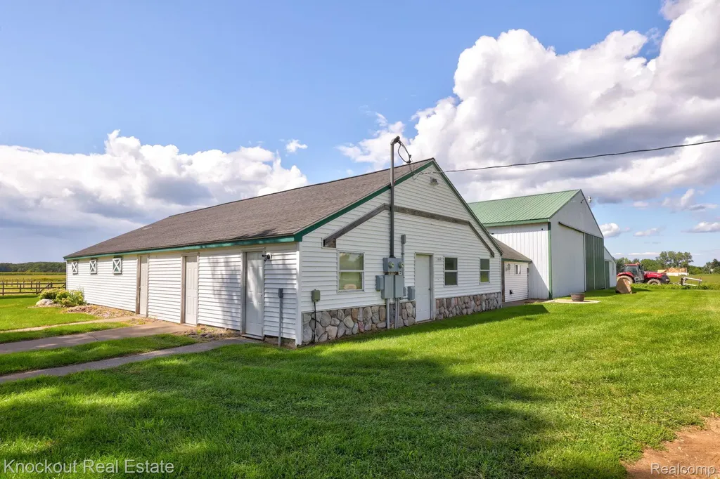8424 Oak Road Millington Township MI 48746