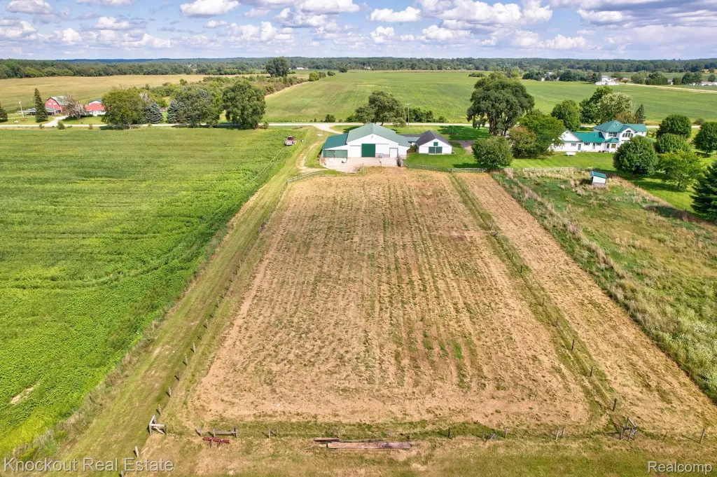 8424 Oak Road Millington Township MI 48746