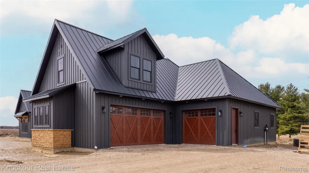 8424 Oak Road Millington Township MI 48746