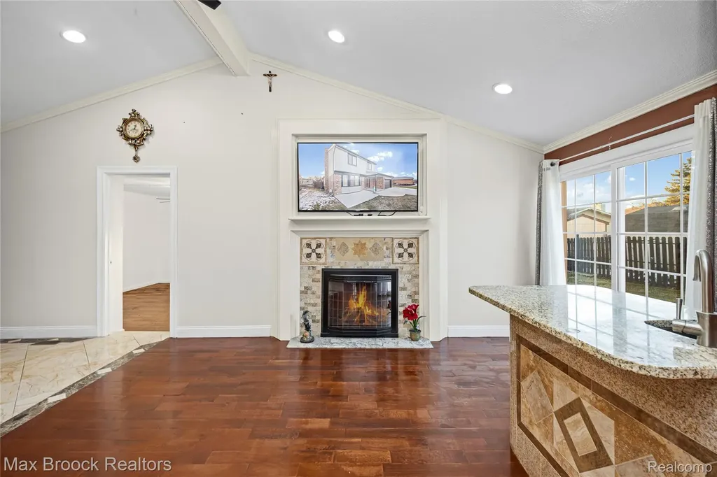 38327 Sleigh Drive Sterling Heights City MI 48310