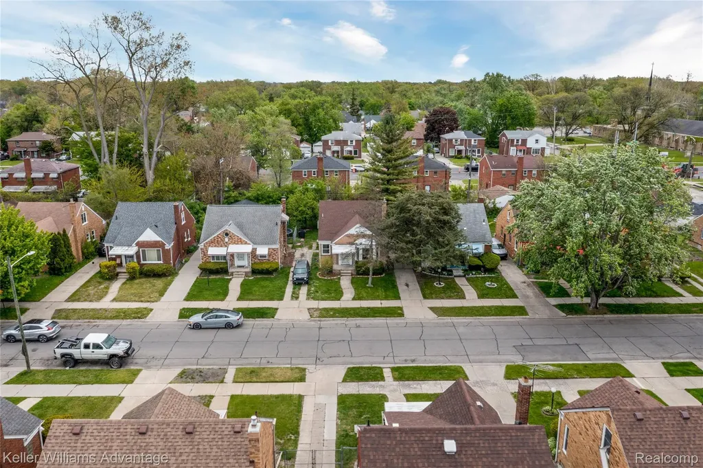 19438 Winthrop Street Detroit City MI 48235