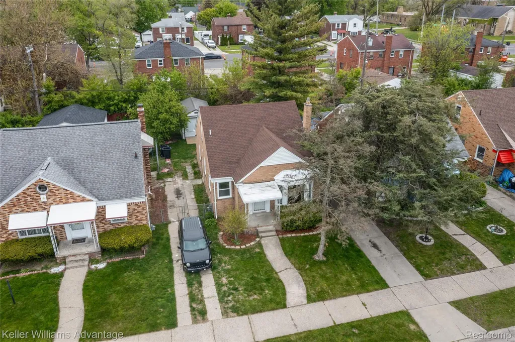 19438 Winthrop Street Detroit City MI 48235