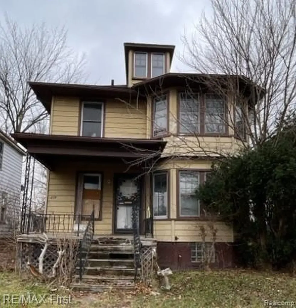 209 Connecticut Street Highland Park City MI 48203