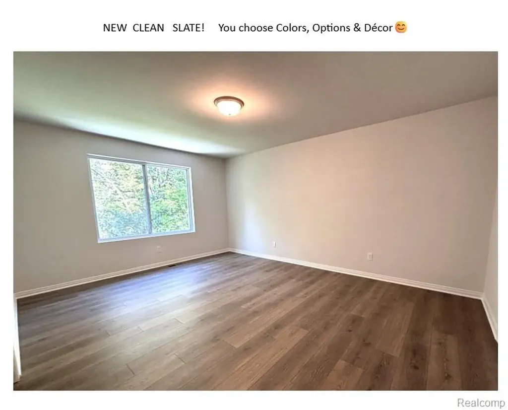 295 Whispering Pines Drive Fenton City MI 48430