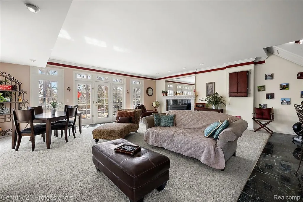 5423 Bristol Parke Drive Independence Charter Township MI 48348