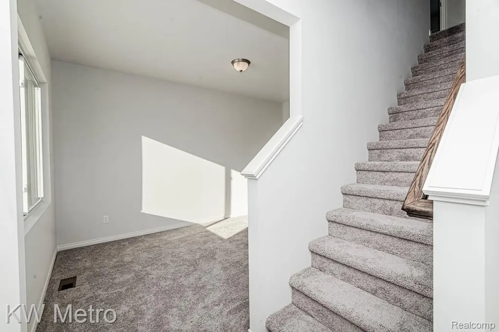 34625 John Bartley Circle Sterling Heights City MI 48310