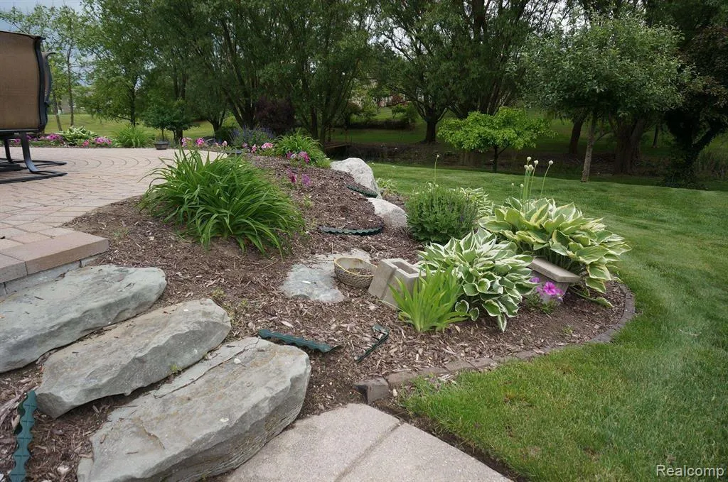 49954 Willowood Drive Macomb Township MI 48044