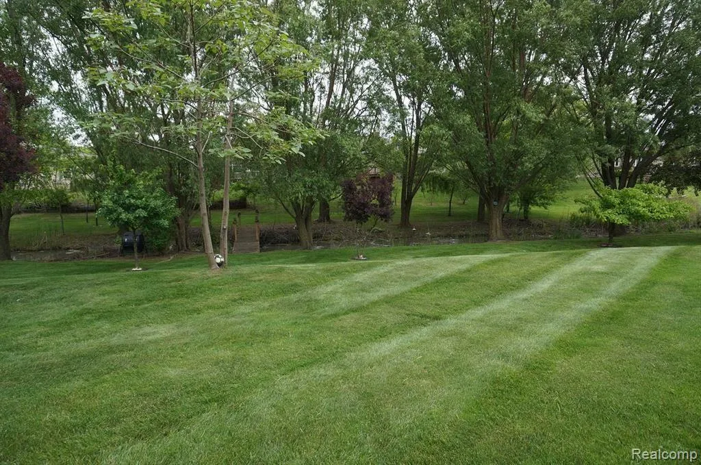 49954 Willowood Drive Macomb Township MI 48044
