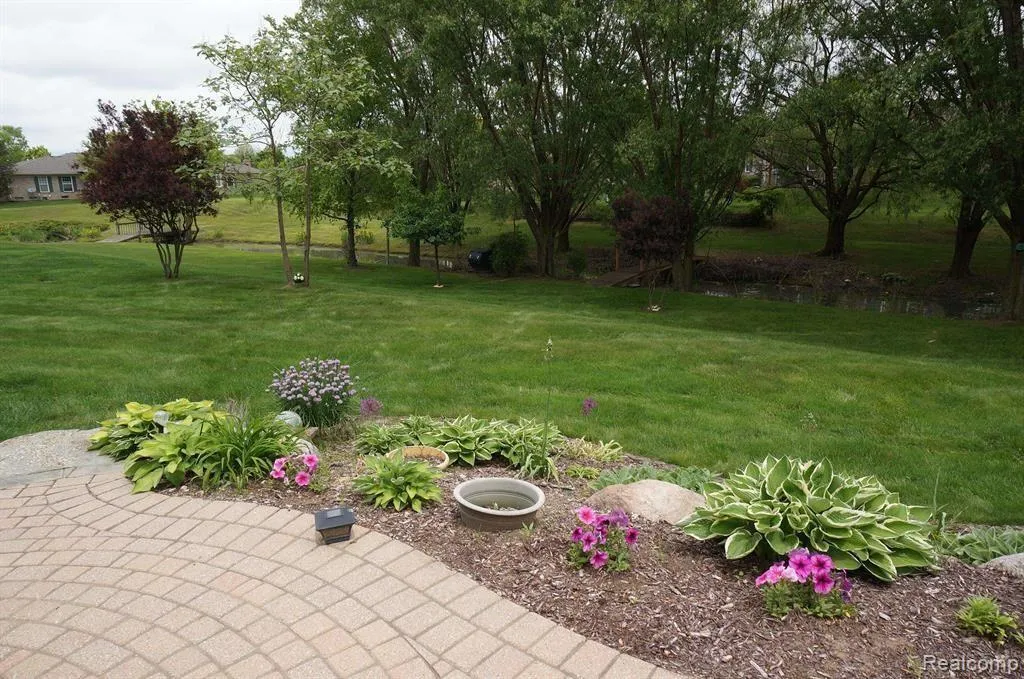 49954 Willowood Drive Macomb Township MI 48044