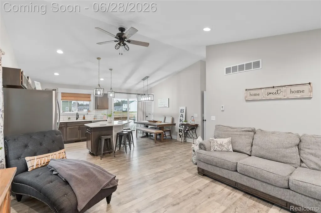 2096 Mozart Avenue Davison Township MI 48423