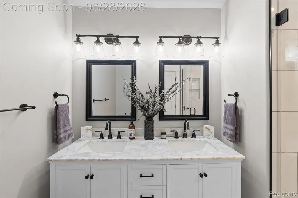 2096 Mozart Avenue Davison Township MI 48423