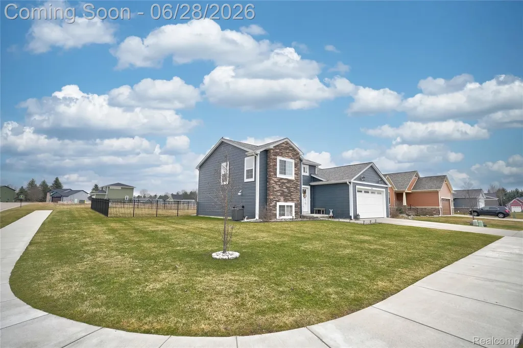 2096 Mozart Avenue Davison Township MI 48423