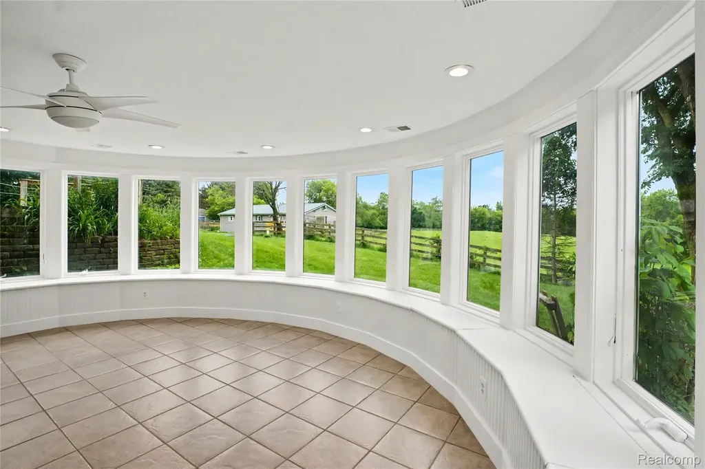 3556 E Dryden Road Dryden Township MI 48455