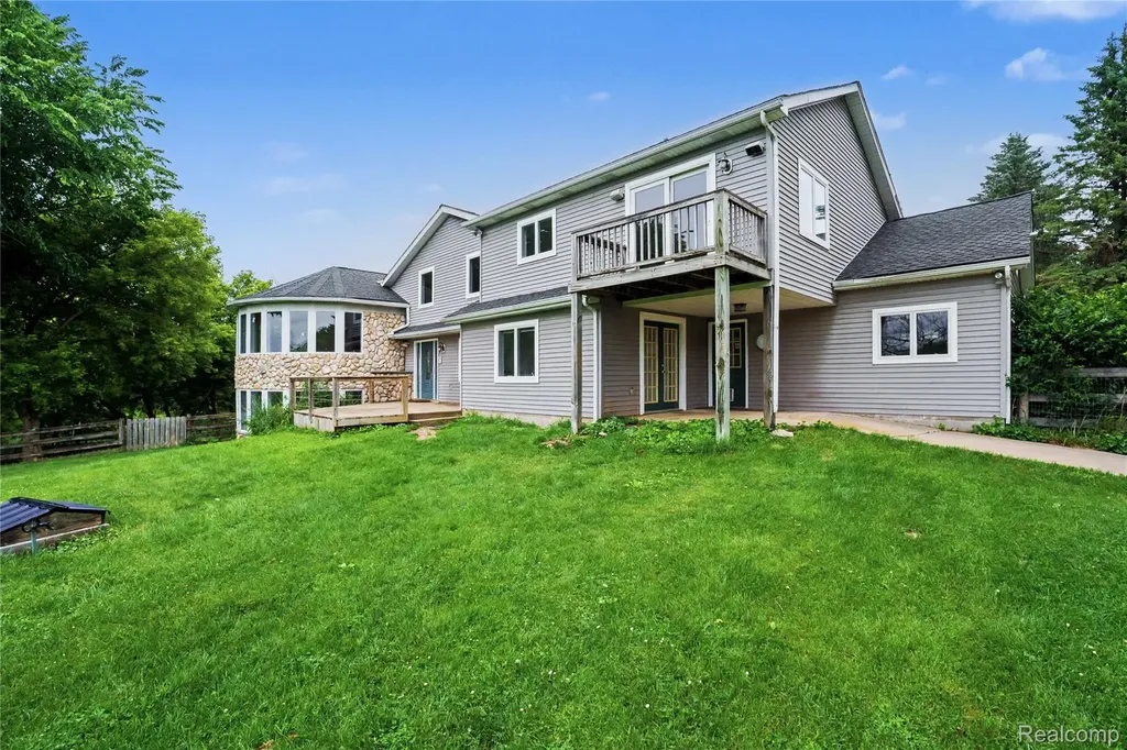 3556 E Dryden Road Dryden Township MI 48455