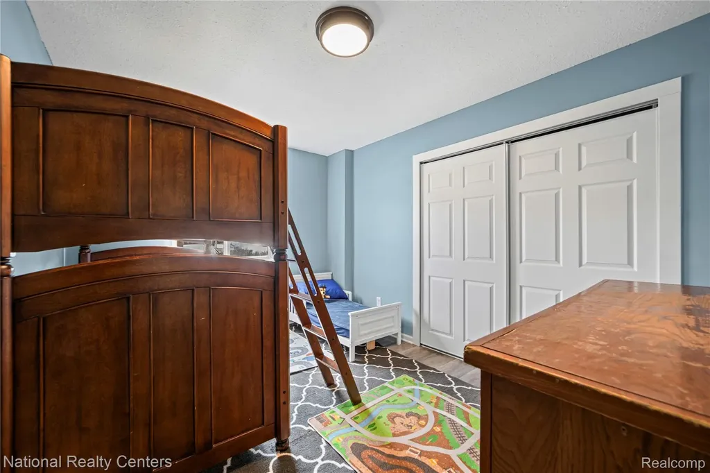 45750 Prairiegrass Court Van Buren Charter Township MI 48111
