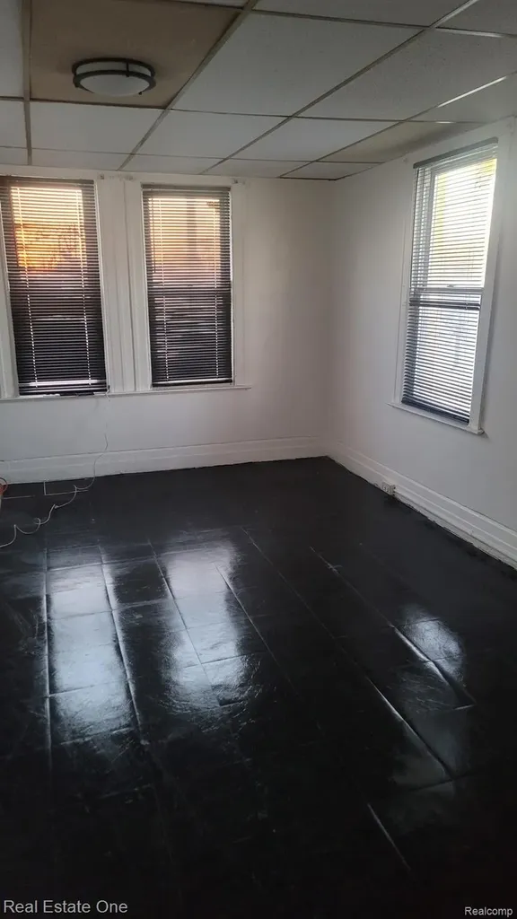 2280 Saint Clair Street Detroit City MI 48214