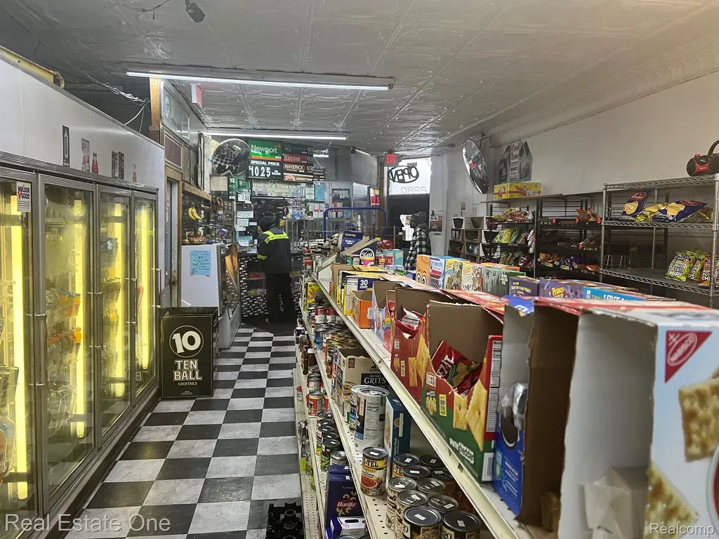 2280 Saint Clair Street Detroit City MI 48214