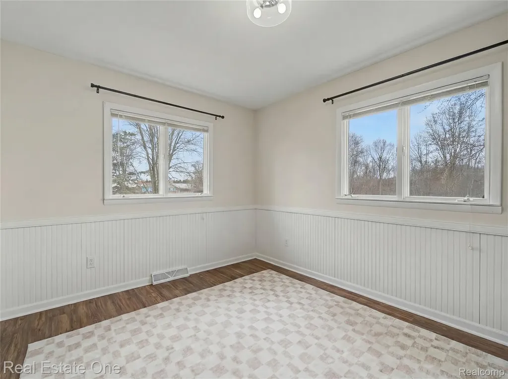 1401 E M 36 Putnam Township MI 48169