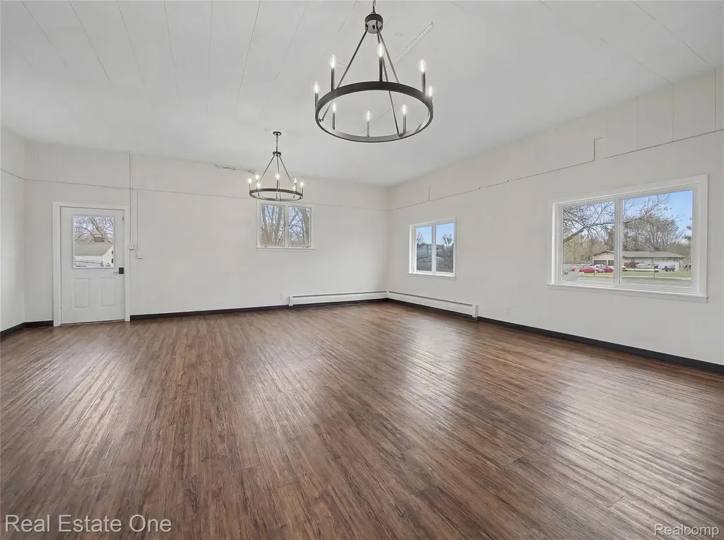 1401 E M 36 Putnam Township MI 48169