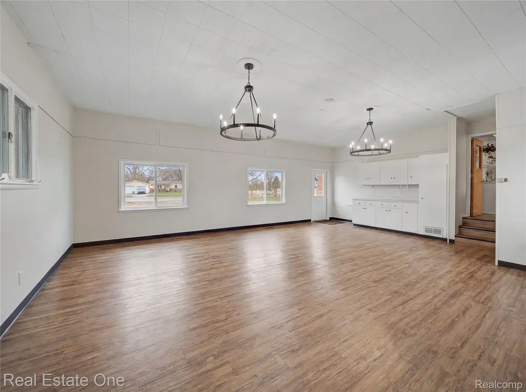 1401 E M 36 Putnam Township MI 48169