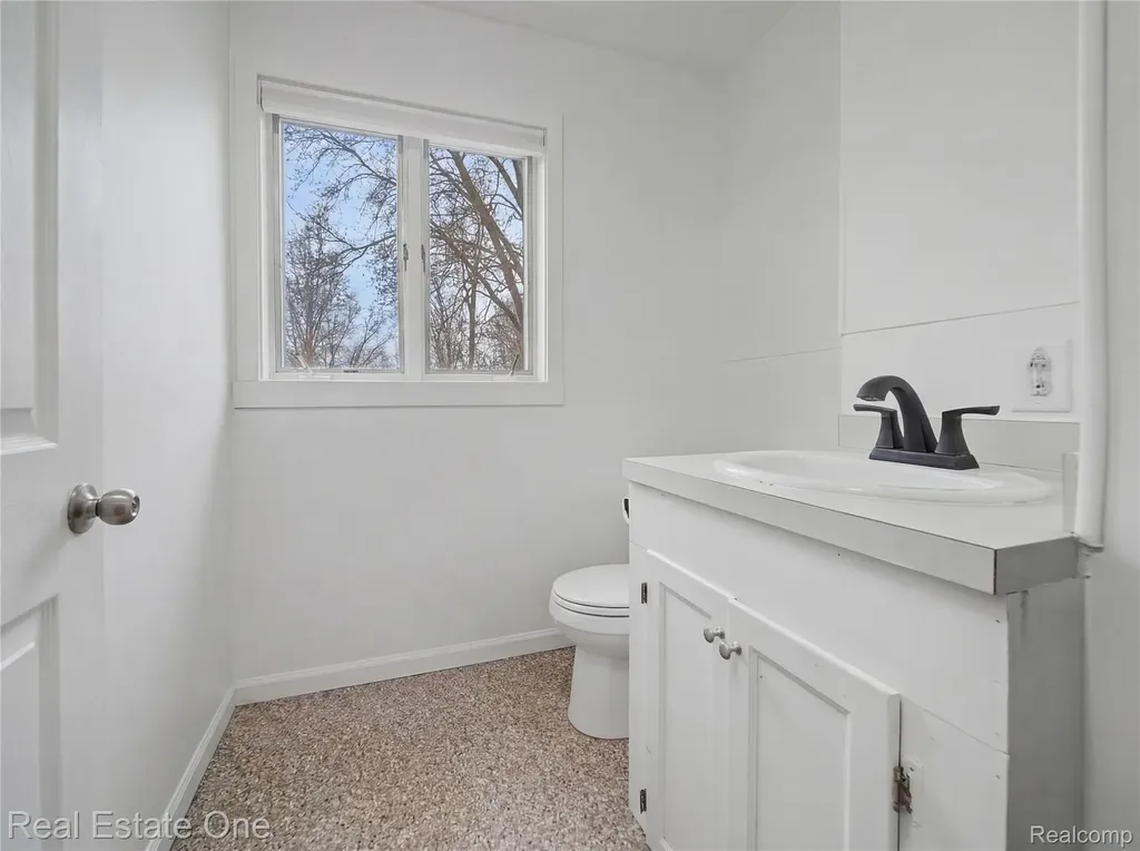 1401 E M 36 Putnam Township MI 48169