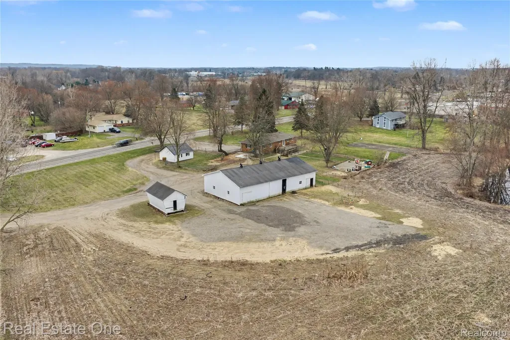 1401 E M 36 Putnam Township MI 48169