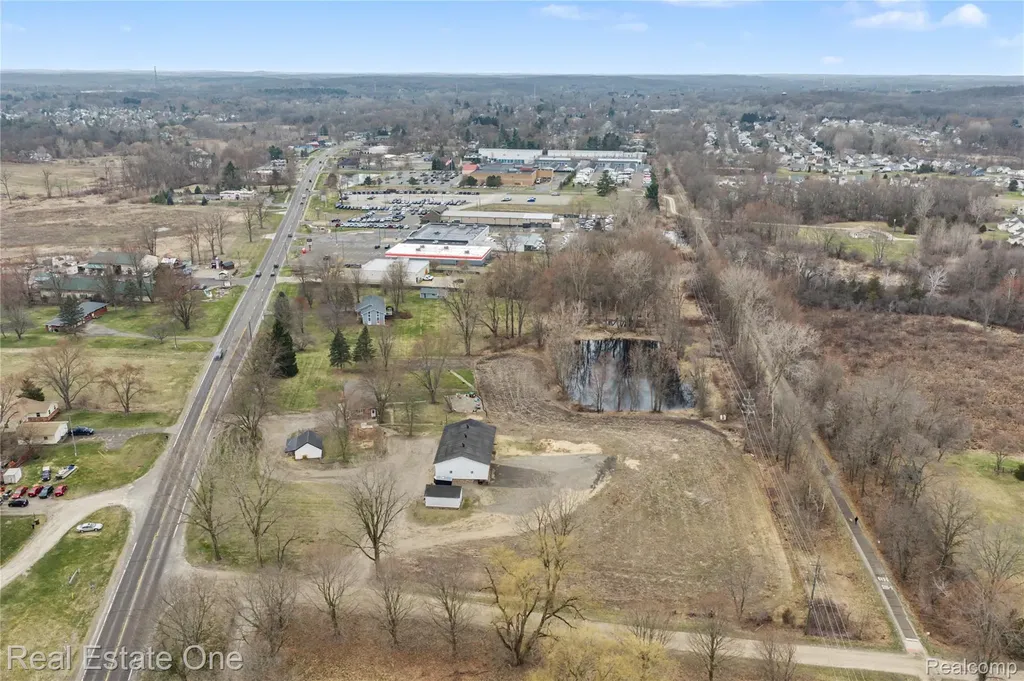 1401 E M 36 Putnam Township MI 48169