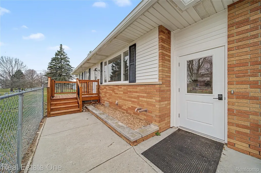 1401 E M 36 Putnam Township MI 48169