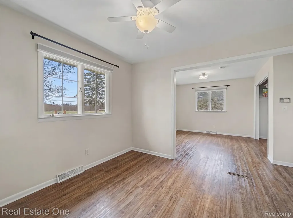 1401 E M 36 Putnam Township MI 48169