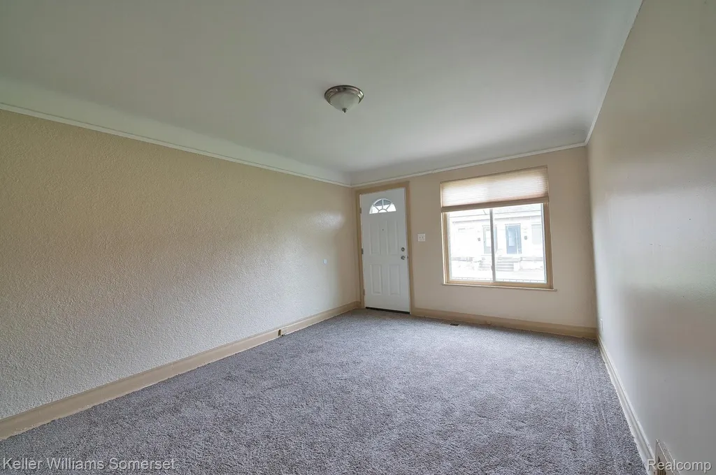 51 Spokane Drive Pontiac City MI 48341