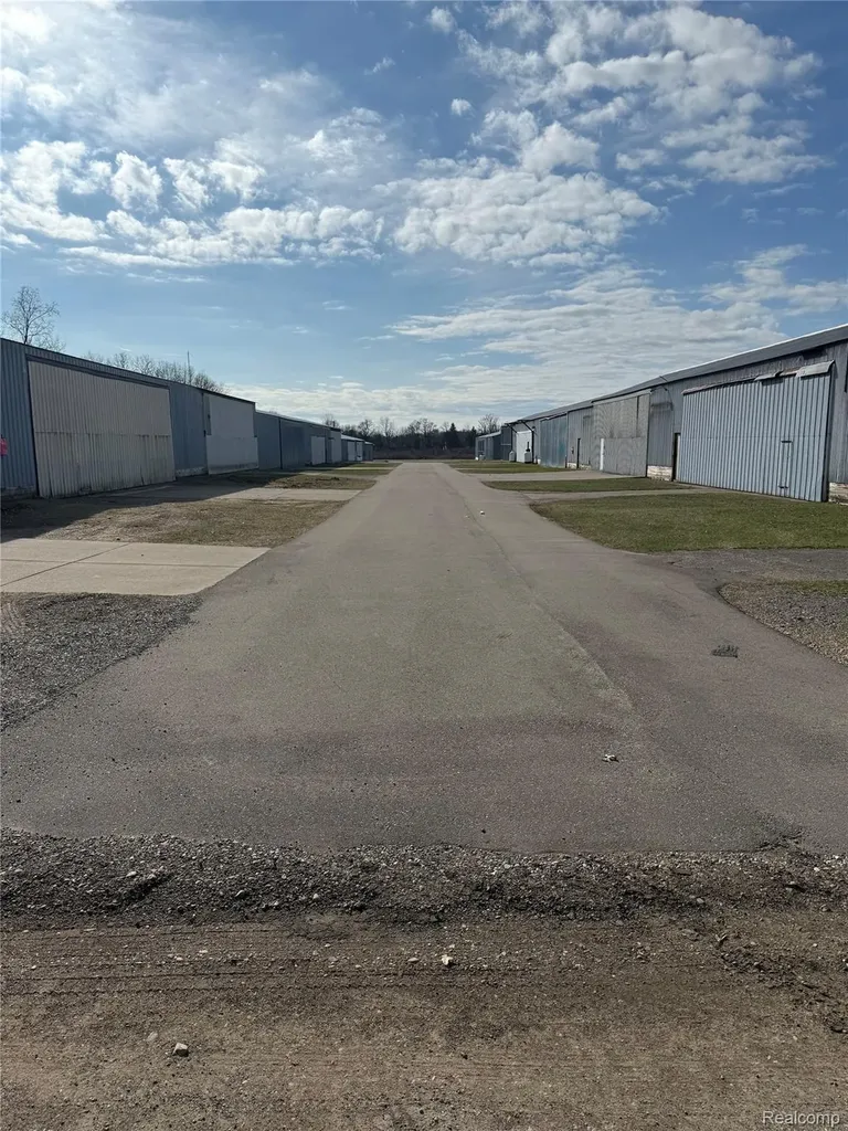 2096 Hunter Road Brighton Township MI 48114