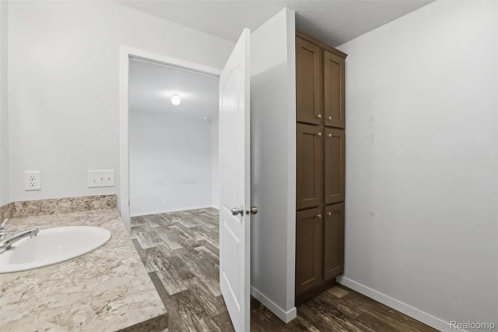 33 Bluebird Hill Drive Orion Charter Township MI 48359