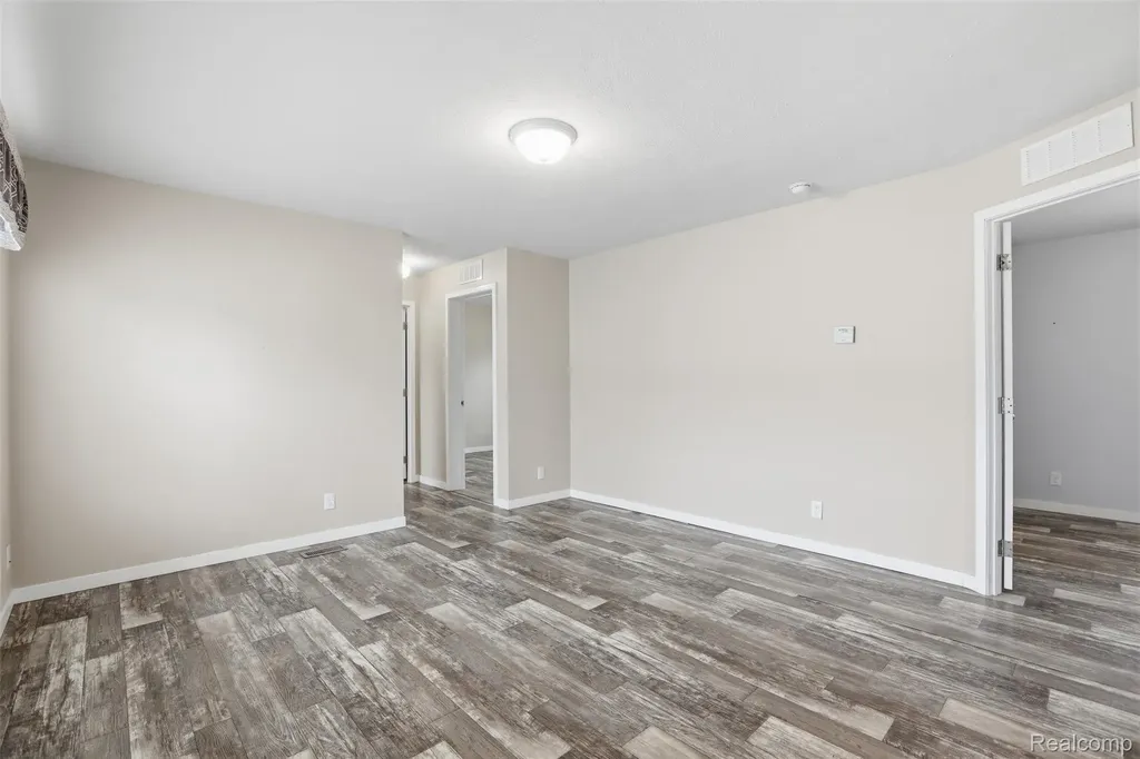 33 Bluebird Hill Drive Orion Charter Township MI 48359