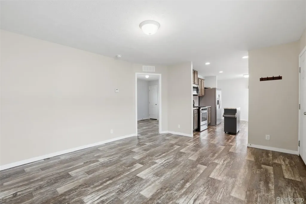 33 Bluebird Hill Drive Orion Charter Township MI 48359