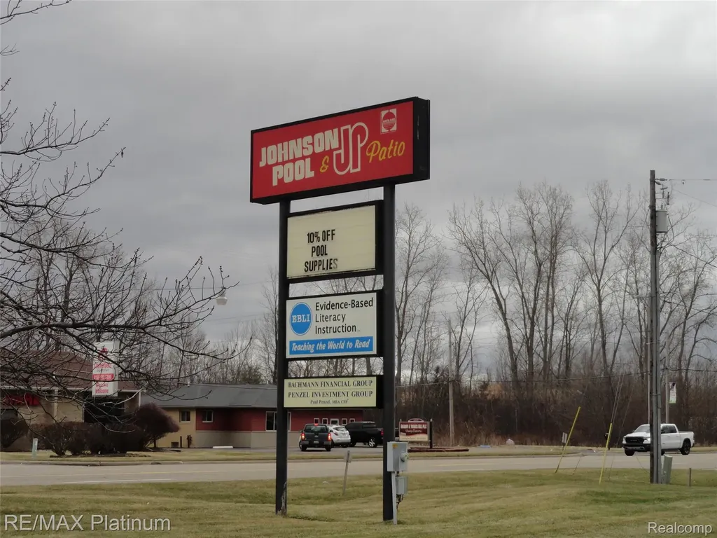 6015 W Pierson Road Mt. Morris Township MI 48433