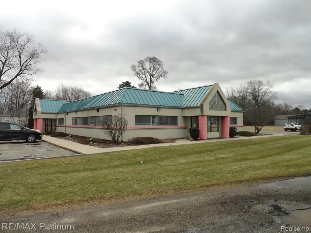 6015 W Pierson Road Mt. Morris Township MI 48433