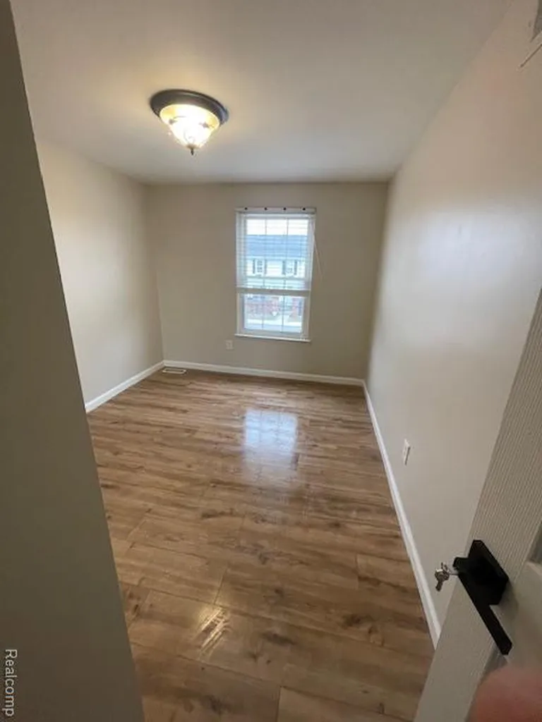 39508 Old Dominion Drive Clinton Charter Township MI 48038