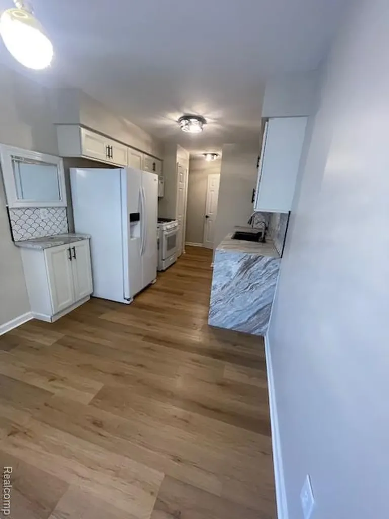 39508 Old Dominion Drive Clinton Charter Township MI 48038