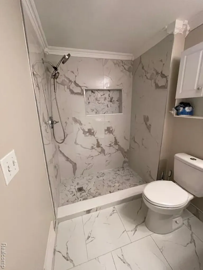 39508 Old Dominion Drive Clinton Charter Township MI 48038