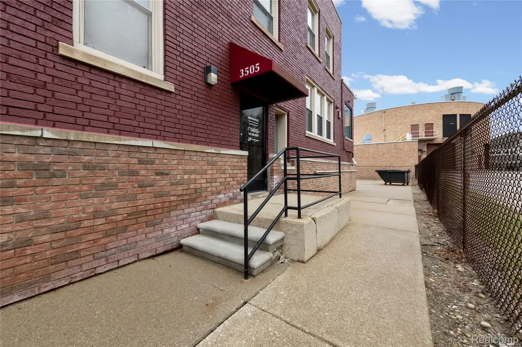 3505 Biddle Avenue Wyandotte City MI 48192