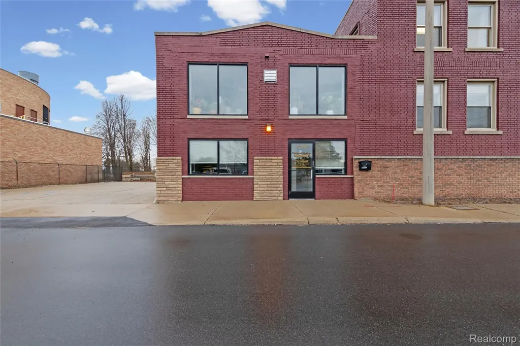 3505 Biddle Avenue Wyandotte City MI 48192