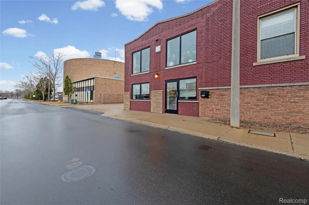 3505 Biddle Avenue Wyandotte City MI 48192