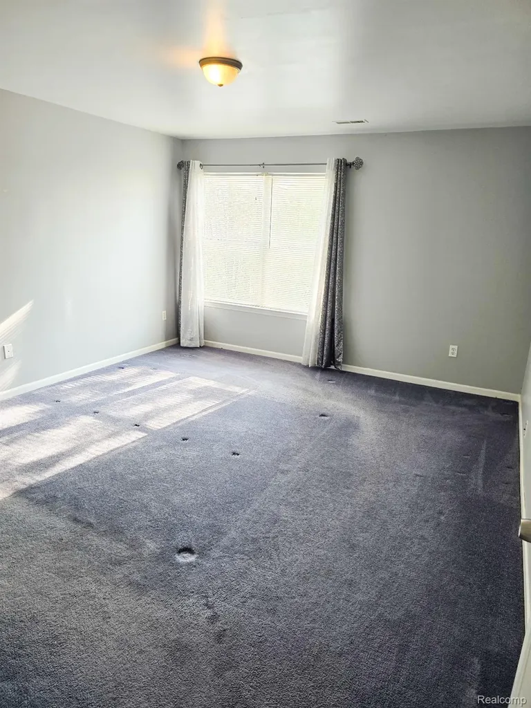 17177 Higdon Drive Brownstown Charter Township MI 48193