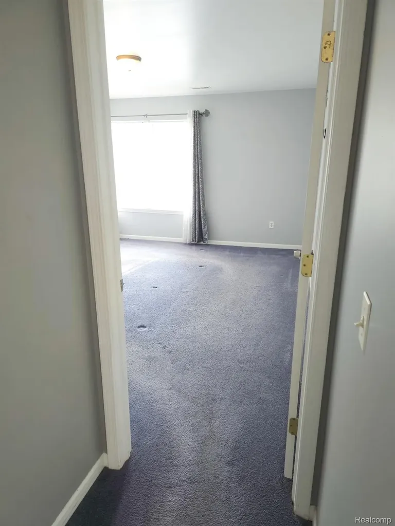 17177 Higdon Drive Brownstown Charter Township MI 48193